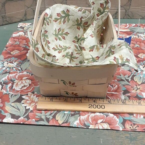 6 pc rustic farmhouse autumn placemats, bun basket, acorn candle "Thanks" bundle - Picture 7 of 12